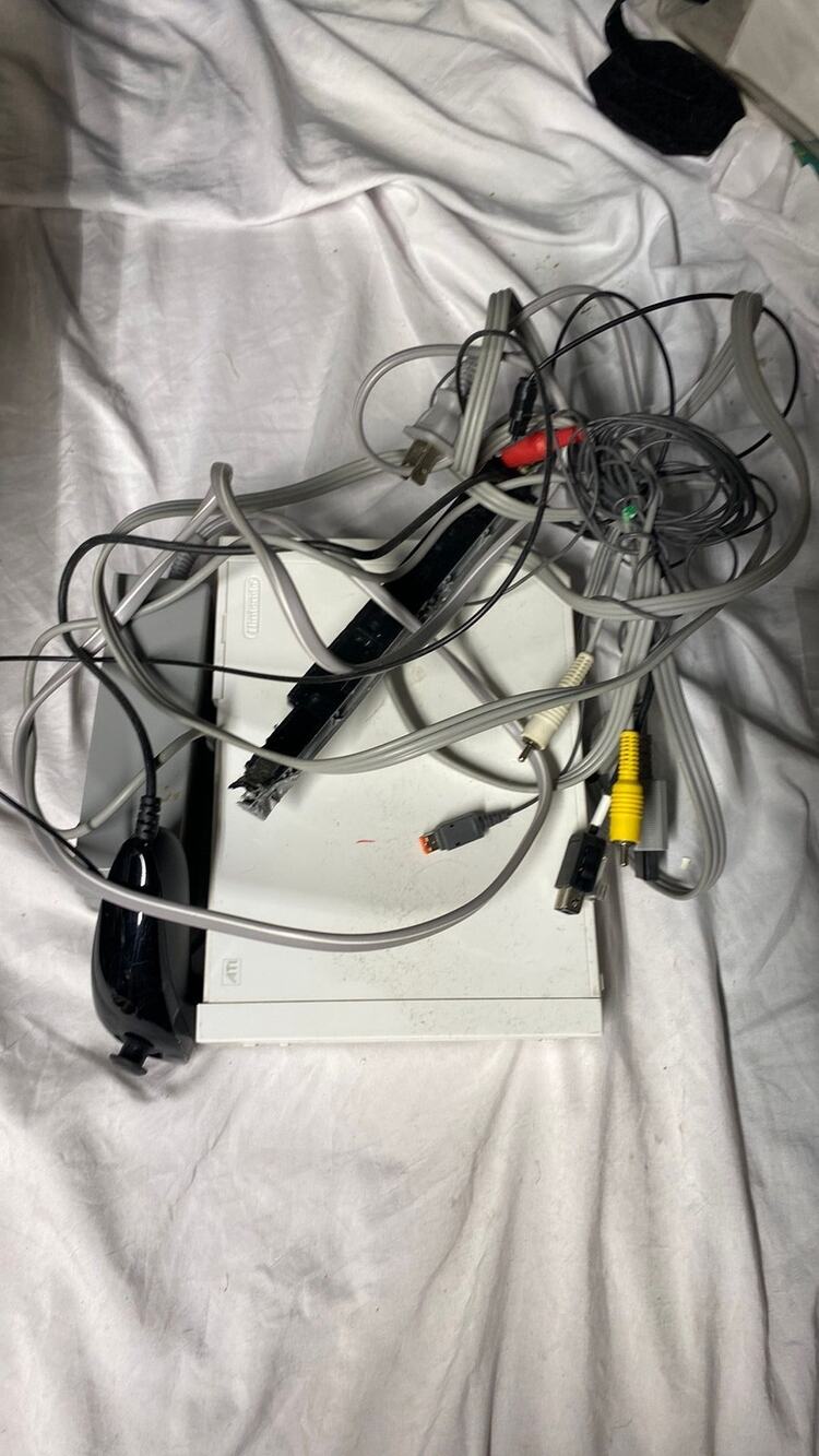 Wii Console With Everything Only One Remote